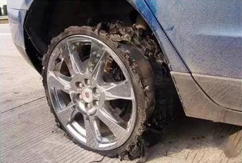 吃瓜遇到爆胎场面,吃瓜偶遇爆胎现场，紧急应对记实