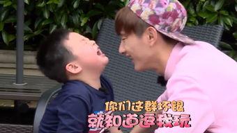 吃瓜群众看戏视频,揭秘看戏视频背后的精彩瞬间