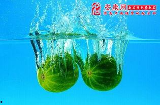 梦见去世的父亲吃瓜