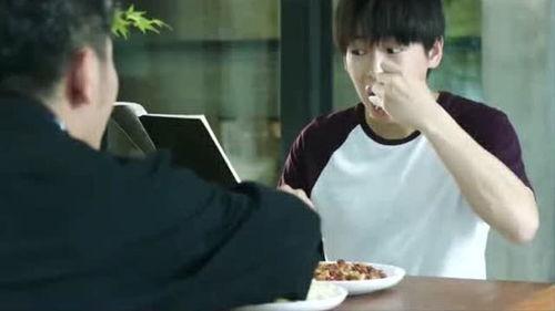 吃瓜校草网络语,揭秘吃瓜校草背后的故事