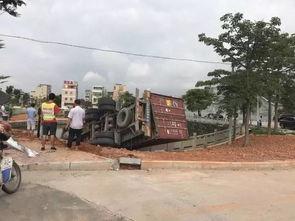 寿光广场吃瓜事件,一场引发热议的街头冲突