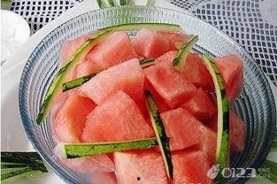 怀孕初期梦见吃瓜,初梦吃瓜的寓意与启示